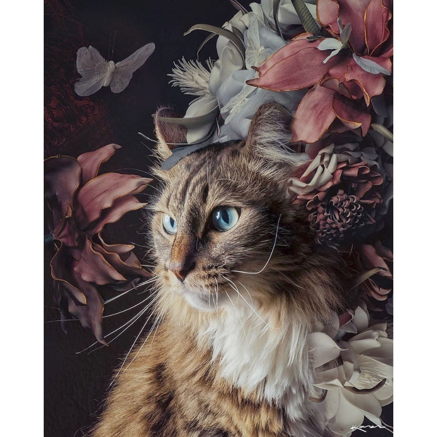 Katze mit Blumen